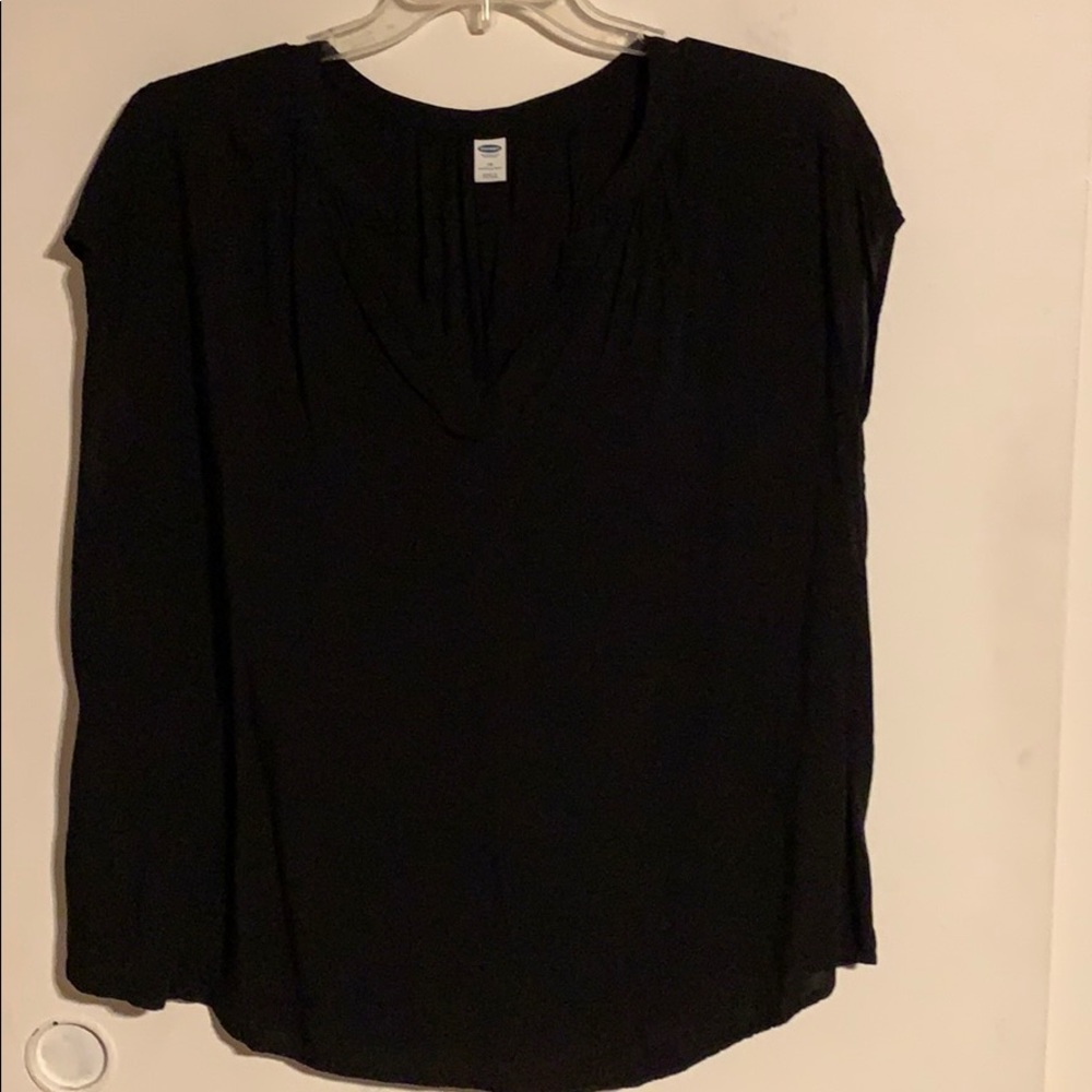 Old Navy black sleeveless vneck blouse size:2X